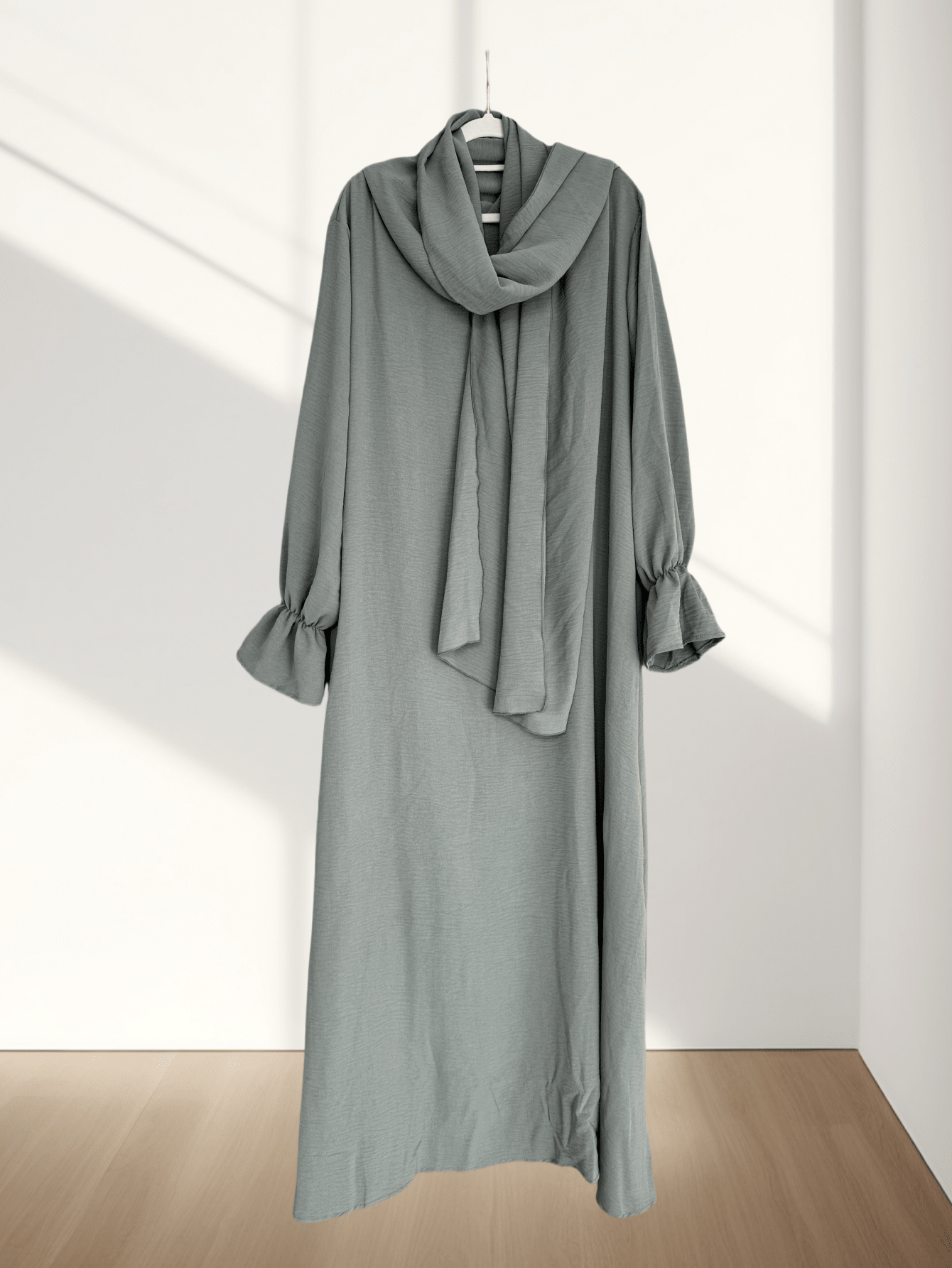Conjoined Long Scarf Sleeve Flower Abaya